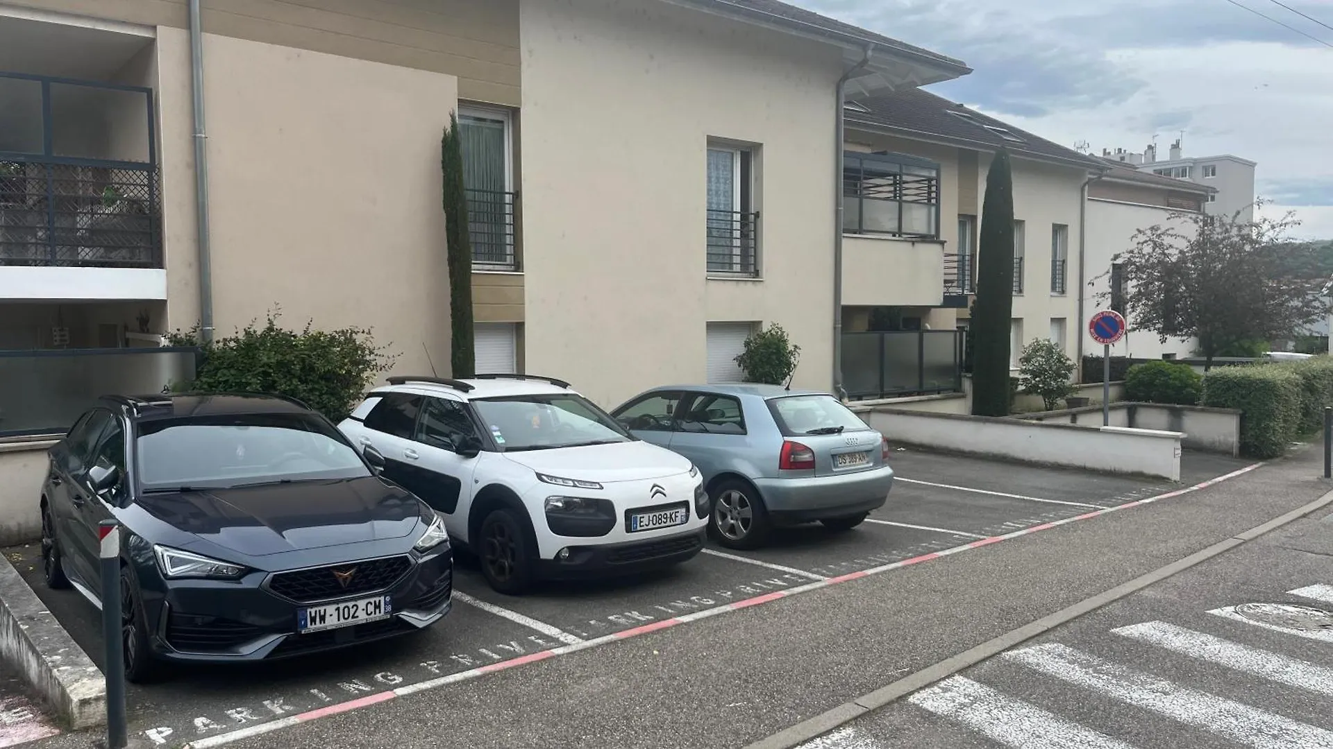 Au Petit Velo De Vienne - Balcon Avec Vue Et Wifi Apartment