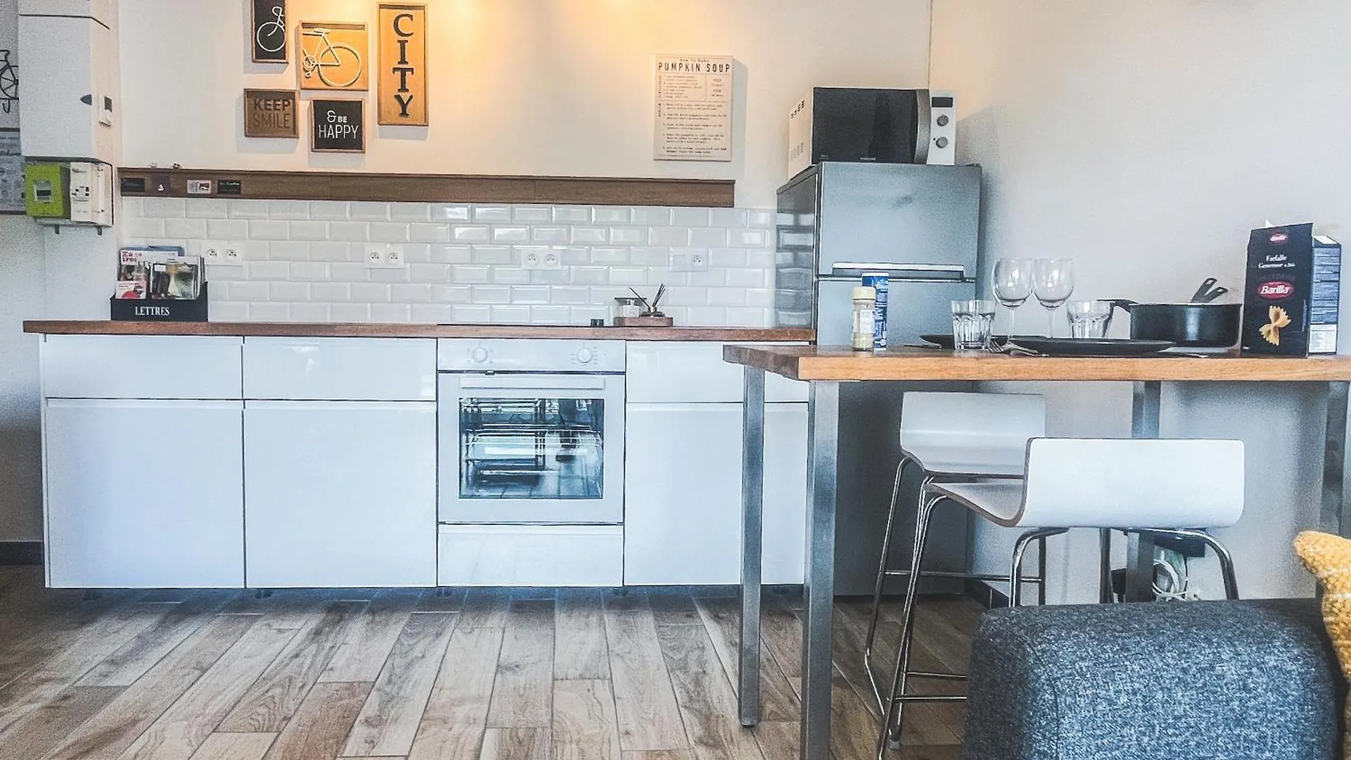 Au Petit Velo De Vienne - Balcon, Vue Panoramique & Parking Gratuit Apartment  Vienne (Isere)