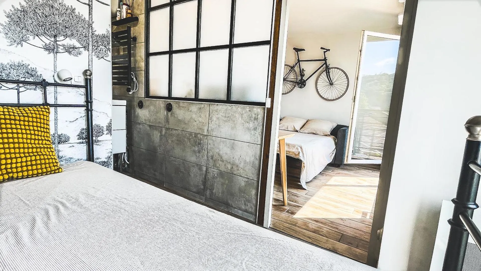 Au Petit Velo De Vienne - Balcon, Vue Panoramique & Parking Gratuit Lägenhet Vienne (Isere)